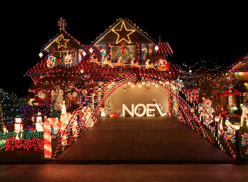 Christmas Lights Hanging in Olathe, KS